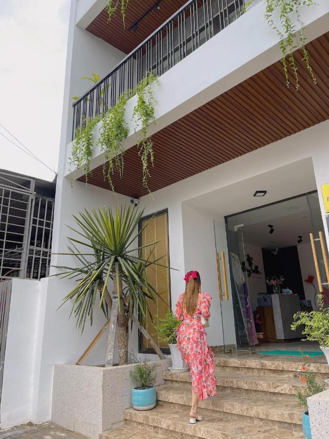 Bông Villa Hotel&Apartment Kon Tum Extérieur photo